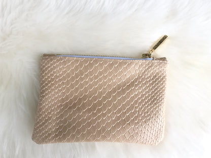 The LUCA MINI Pouch